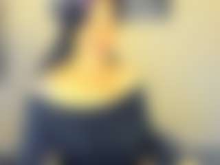 Live cam show with Sara - Granny on studioflirtlive.com