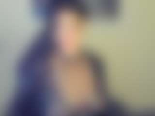 Live cam show with Sara - Granny on Dolls Live