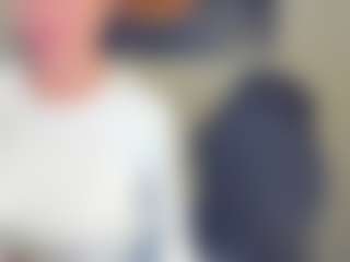 Live cam show with Sara - Facefuck on Milfs Live