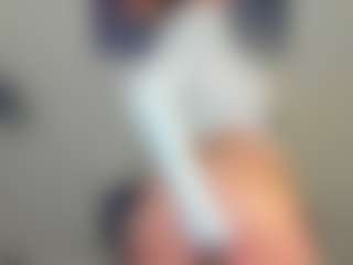 Live cam show with Sara - Cowgirl on CamwithHer