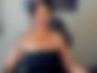 Live cam show with Sara - Femdom on friskycurves.com