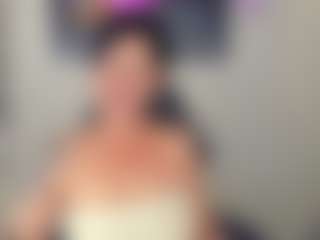 Live cam show with Sara - Flashing on camwithhim.com