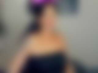 Live cam show with Sara - Spy Granny on Stripli.com