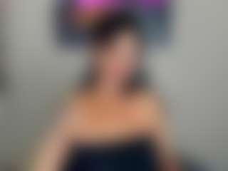 Live cam show with Sara - Ass Clapping on Chatstar