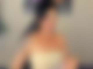 Live cam show with Sara - Granny Brown Hair on Fling VIP Chat