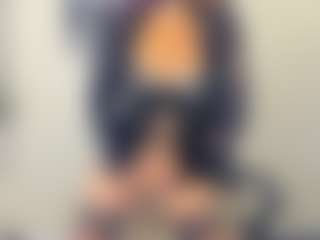 Live cam show with Sara - Doggy on madthumbs