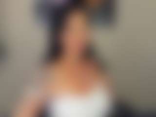 Live cam show with Sara - Fetish on Fling VIP Chat