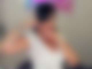 Live cam show with Sara - Lovense Middle Aged on Streamer API