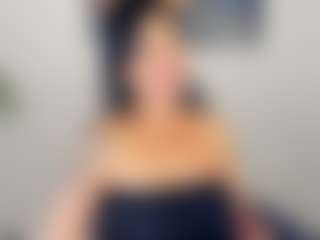 Live cam show with Sara - Tease on Milfs Live