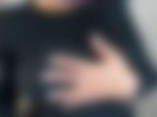 Live cam show with Sara - Solo on madthumbs