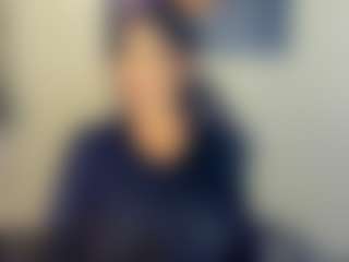 Live cam show with Sara - Normal on xblisslive.com