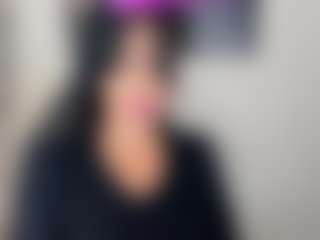 Live cam show with Sara - Living Room on Streamer API