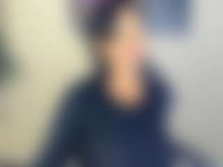 Sara MILF webcam performer live streaming