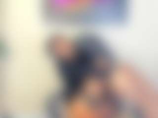 Live cam show with Sara - Femdom on Pornisteam.com