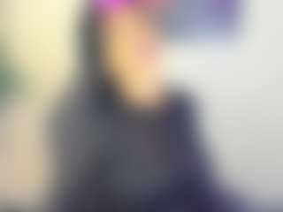 Live cam show with Sara - Living Room on parknlotfishbdy