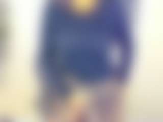 Sara MILF webcam performer live streaming