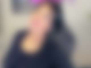 Live cam show with Sara - Average on instabang
