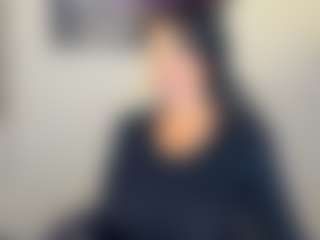 Live cam show with Sara - Granny Brown Hair on anonymated.com