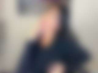 Live cam show with Sara - Green Eyes on iamadamtest123.com