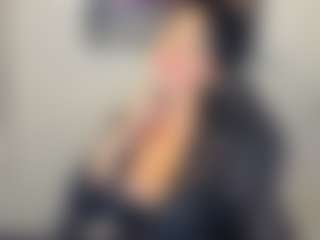 Live-camshow met Sara - Granny Brown Hair op Camsoda
