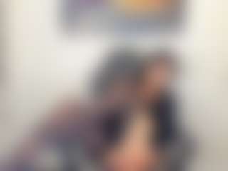 Live cam show with Sara - Body Massage on milfzrlive.com