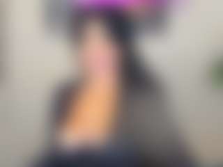Live cam show with Sara - Joi on eurowanks.com