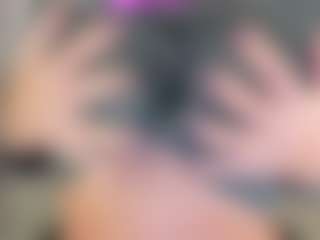 Live cam show with Sara - Mature on Pornisteam.com