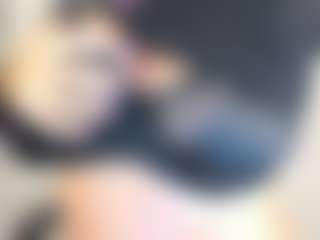 Live cam show with Sara - Middle Aged on Camsoda.co