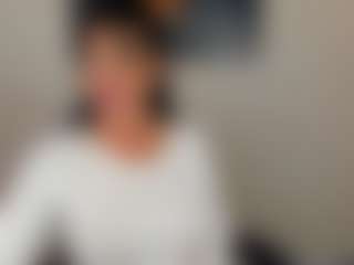 Live cam show with Sara - Granny on Strip Flash - Live Sex Shows