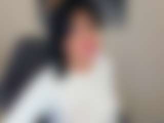 Live cam show with Sara - Brown Hair on madthumbs