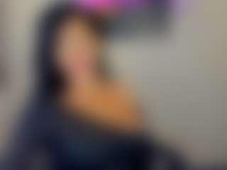 Live cam show with Sara - Middle Aged on liverealitysex.com