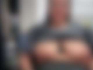 Sadiemaex3's Live Sex Cam Show
