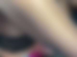 Sadiemaex3's Live Sex Cam Show