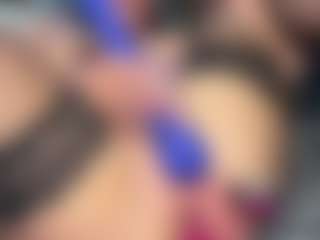 Sadiemaex3's Live Sex Cam Show