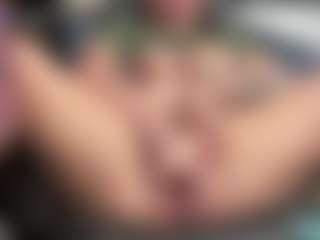 Sadiemaex3's Live Sex Cam Show