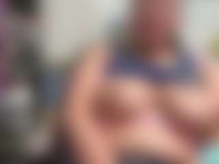 Sadiemaex3's Live Sex Cam Show