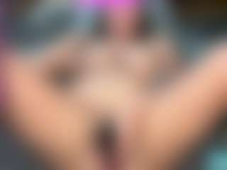 Sadiemaex3's Live Sex Cam Show