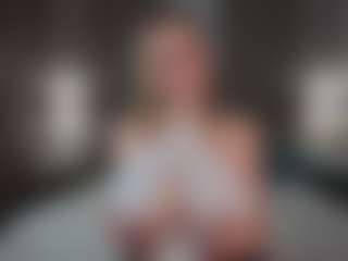 DessieKolesar's Live Sex Cam Show