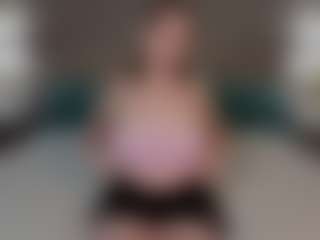 Live cam show with DessieKolesar - Average on xxxlivecams.org