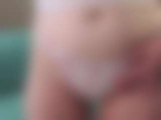 Live cam show with DessieKolesar - Upskirt on xplaylive.com