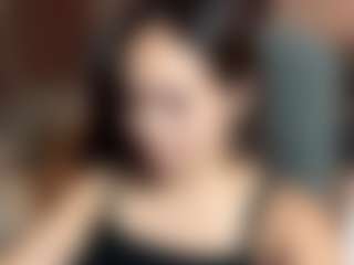 Live cam show with Amina - Skinny on CamwithHer
