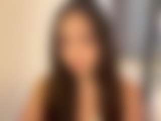 Live cam show with Amina - Skinny Teen (18+) on CamClone