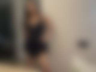 Amina's Live Sex Cam Show