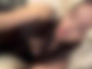 Amina's Live Sex Cam Show