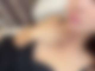 Amina's Live Sex Cam Show