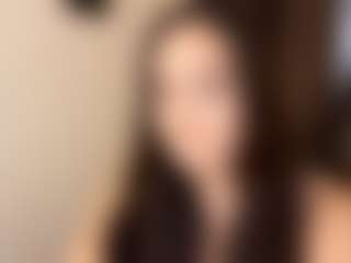 Live cam show with Amina - Blonde Hair on Milfs Live