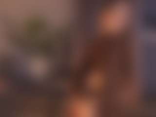 Live cam show with GwynHornsby - Tiny Tits on Uber Horny