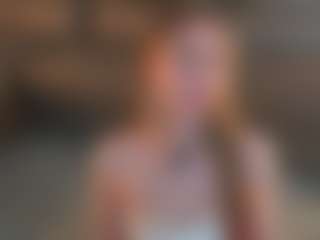 Live cam show with GwynHornsby - College Latina on https://playwithruby.com