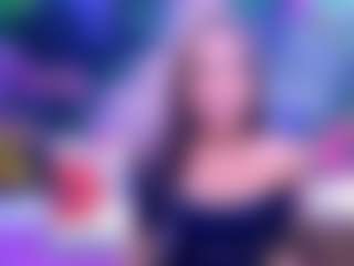Live cam show with IndianPretty1 - Slender on AdultVida.com