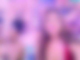 Show en direct avec Deliah - Gagging sur Camsoda